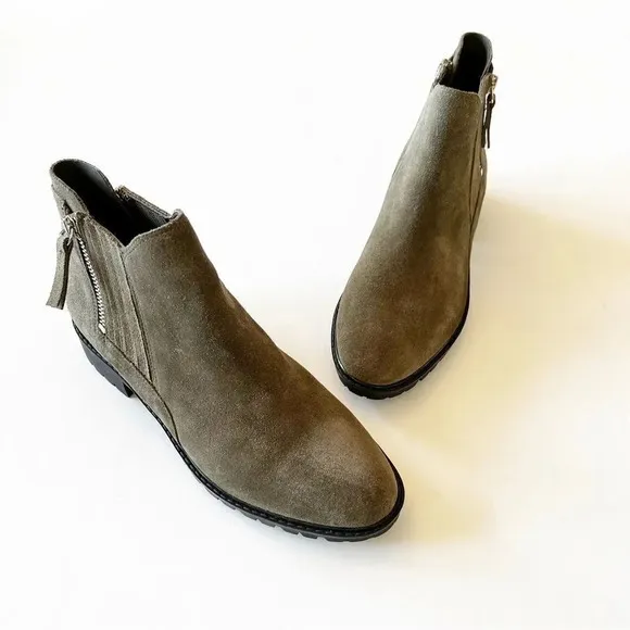 Marc Fisher Size 6.5 Gray Taupe Suede Lug Sole Ankle Boot 4” Bootie Winter Shoes