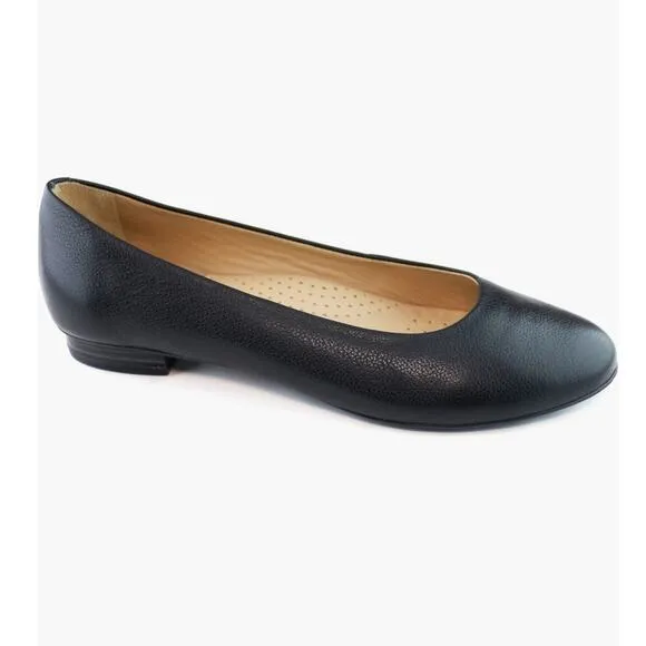 Marc Joseph New York Ferris Black Leather Flats Size 7.5 NWOB