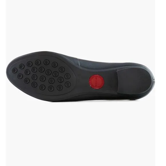 Marc Joseph New York Ferris Black Leather Flats Size 7.5 NWOB