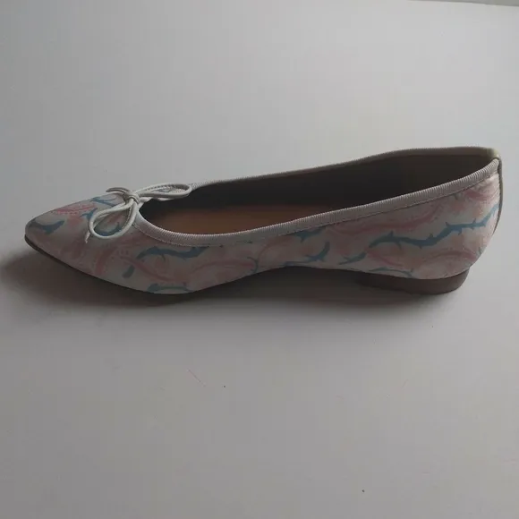 Margaux x Happy Menocal Ivory Pattern Pointed Toe  Flats size 37.5