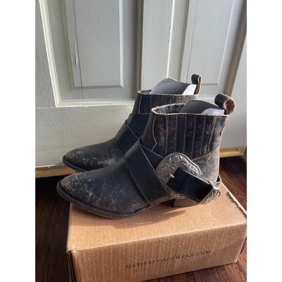 Matisse Understated Leather biker boots womens 10