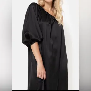 Max &amp; Cleo Satin Balloon Sleeve Midi Dress