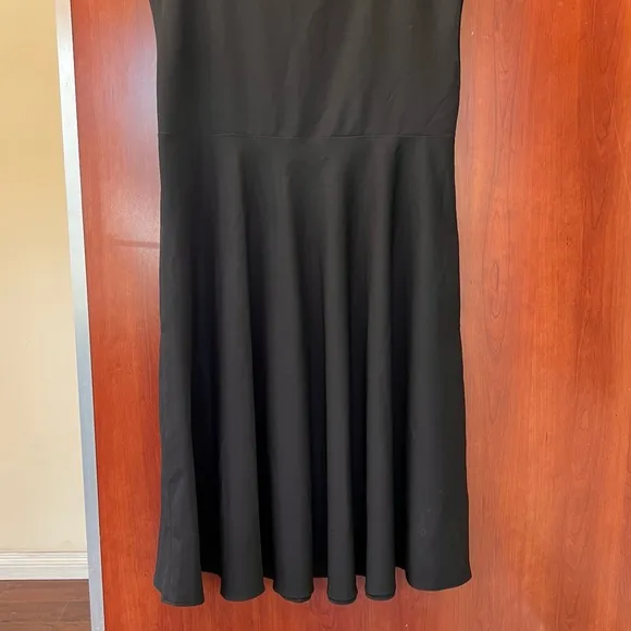 MEEM LABEL Stine Mido Dress Size Large Pockets Slip On Full Skirt LBD No Belt