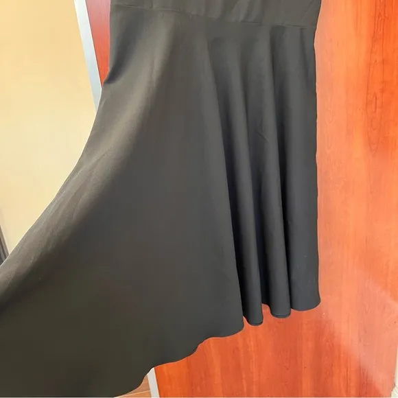 MEEM LABEL Stine Mido Dress Size Large Pockets Slip On Full Skirt LBD No Belt