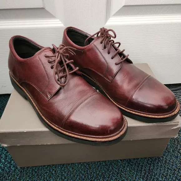Men's Brown Leather Dress Shoes