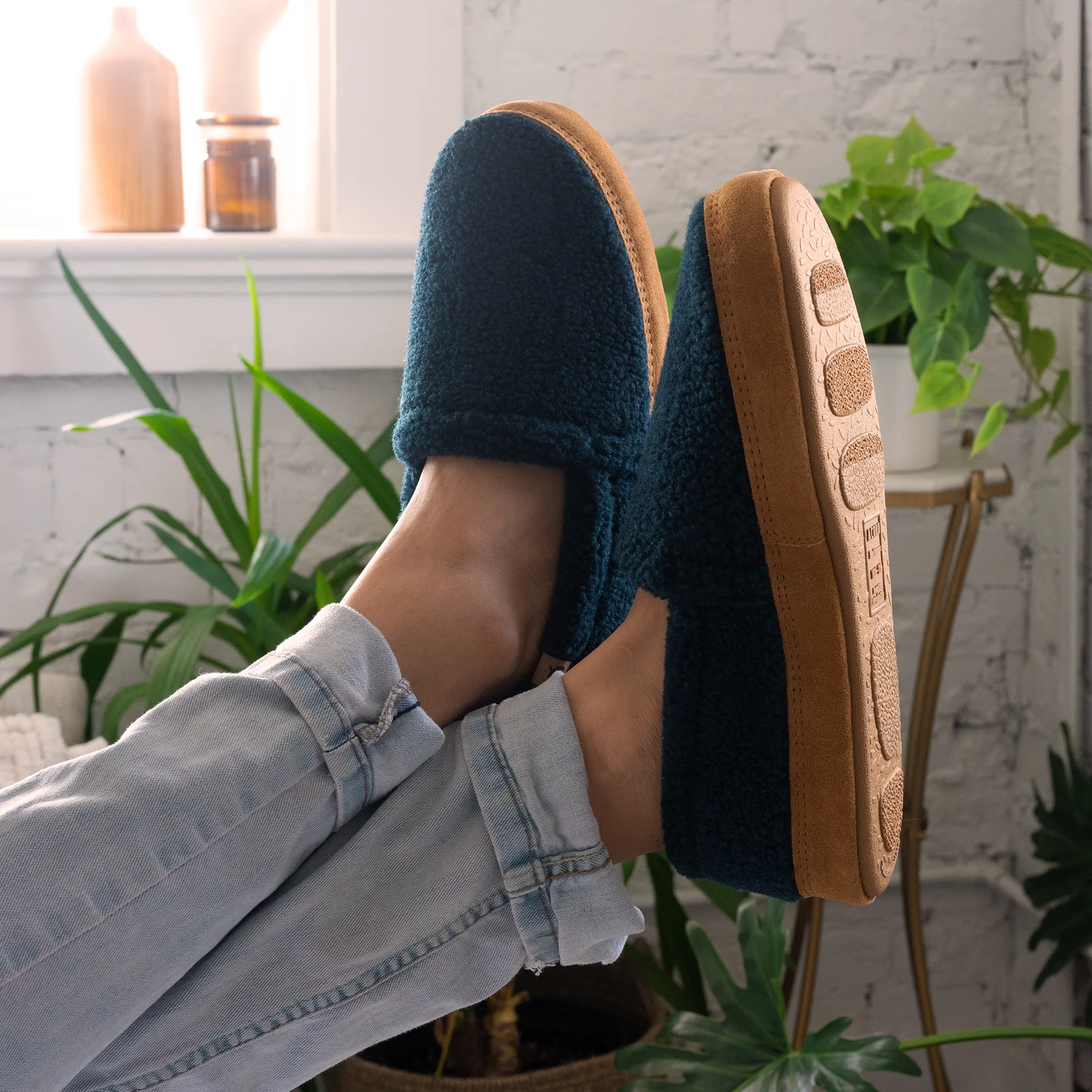 Men's Classic Moccasin Slipper