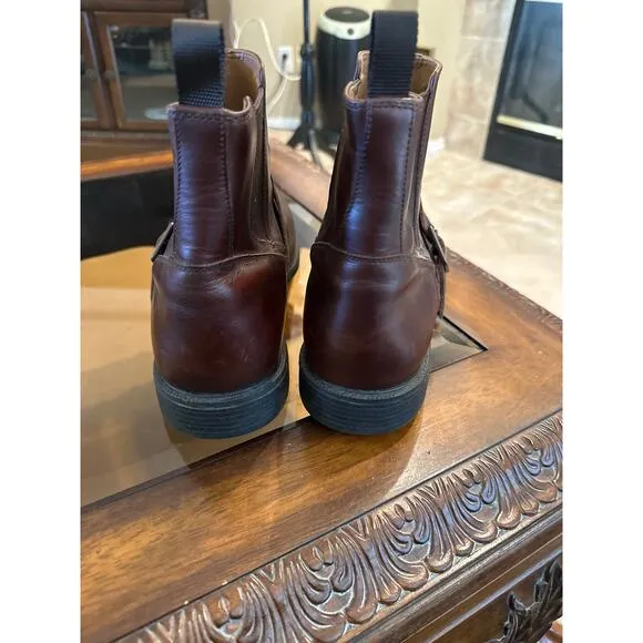 Men’s Johnston &amp; Murphy Copeland Chukka Boots. Size 13