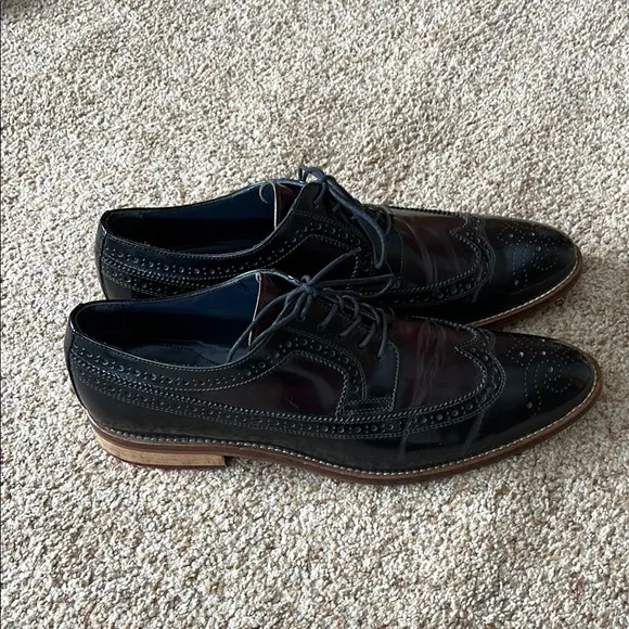 Men's Johnston and Murphy Black and Brown Oxford Shoes - size 11 made in Italy