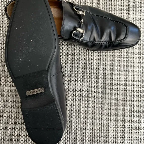 Men’s “Magnanni” Black Leather Slip-On shoes