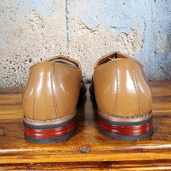 Men's Tan Derby Dress Shoes Size 8