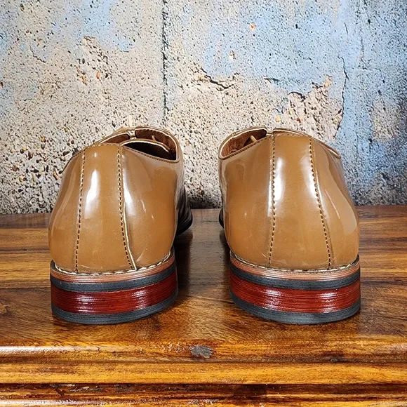 Men's Tan Derby Dress Shoes Size 9