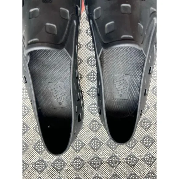 Mens VANS SLIP-ON TRK SHOES lightweight rinsable everyday Sz 10 Black