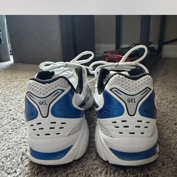 Men’s' White and Blue ASICS