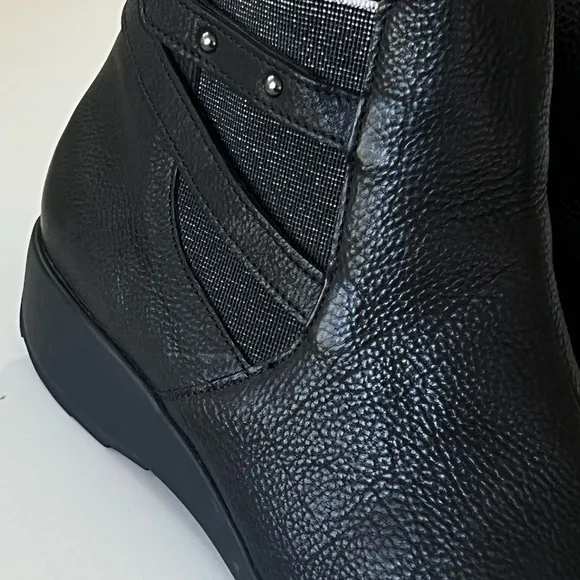 MEPHISTO Black Soft Leather Stella Wedge Air-Jet Zip Ankle Boots Booties 11