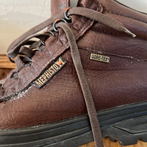 Mephisto brown leather boot