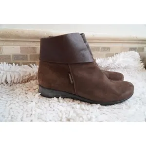 Mephisto Brown Nubuck Leather Foldover Cuff Zip Ankle Boots Size 6.5