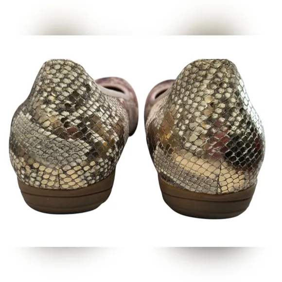 Mephisto Emilie Leather Air-Relax Snakeskin Pattern Ballet Flats Sz 10.5 Gold