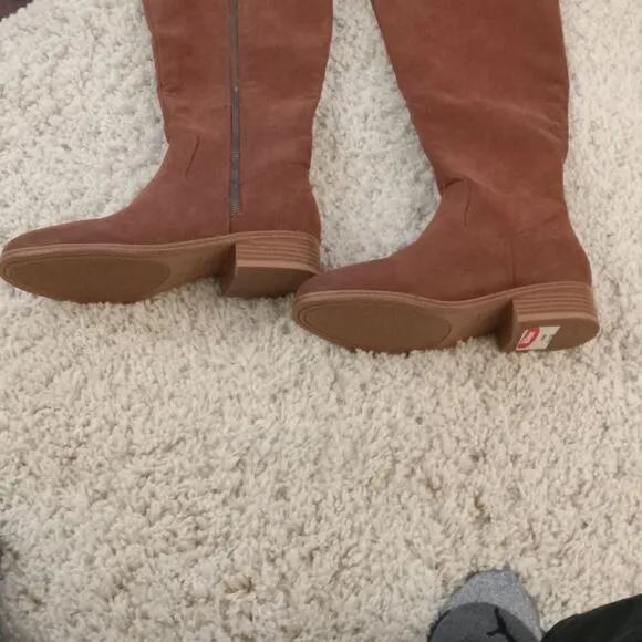 Mia Carsyn cognac brown brushed leather round toe knee high boots size 4 NWT