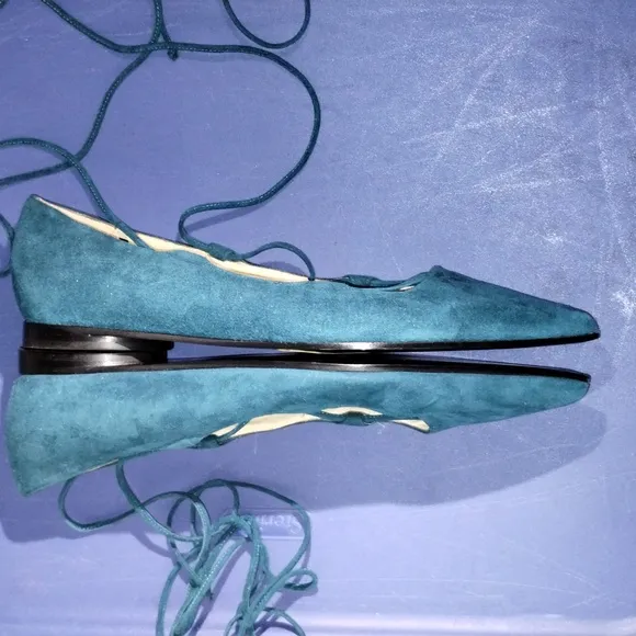 Michael Kors Collection Kallie Runway Suede ankle tie flats 38.5 blue Italy Nwot