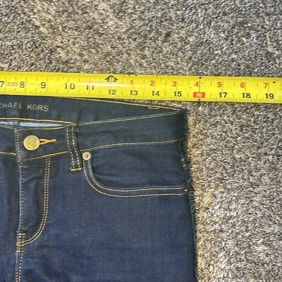 Michael Kors Dark Wash Denim Cropped Jeans Sz 2