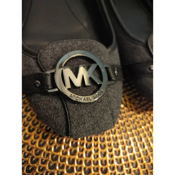 Michael Kors Flats Size 9M