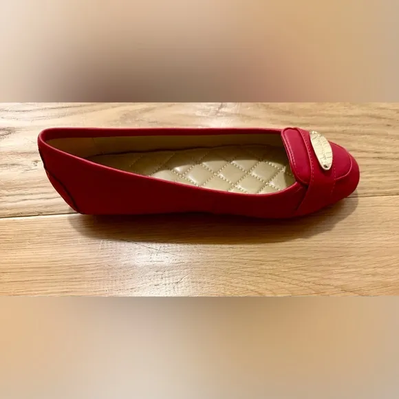 Michael Kors Red Leather Flats – Gold Logo Detail – Size 7 – Brand New