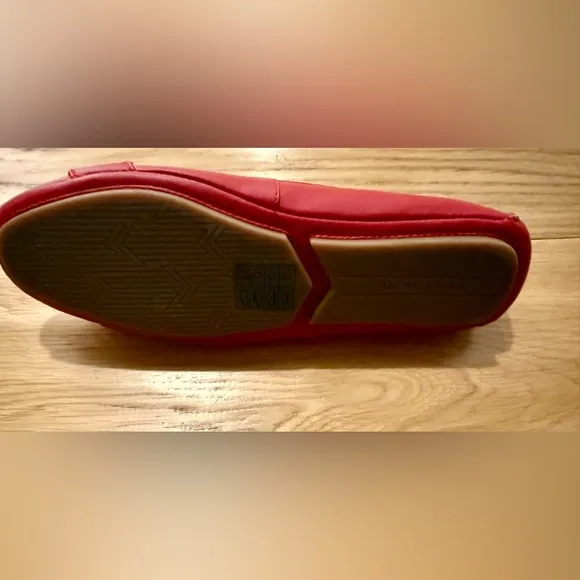 Michael Kors Red Leather Flats – Gold Logo Detail – Size 7 – Brand New