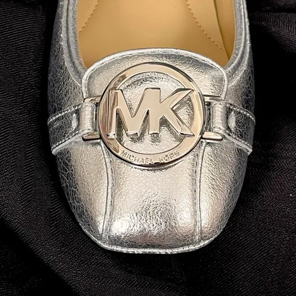 Michael Kors Silver Metallic Fulton Moc Women's Flats Size 7