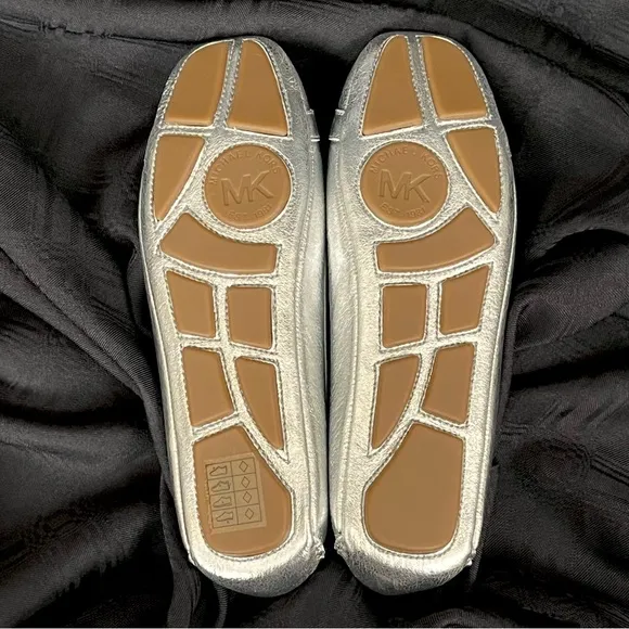Michael Kors Silver Metallic Fulton Moc Women's Flats Size 7