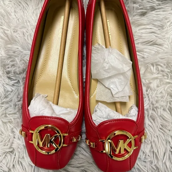 ✨Michael Kors Women's Flats in Bright Red