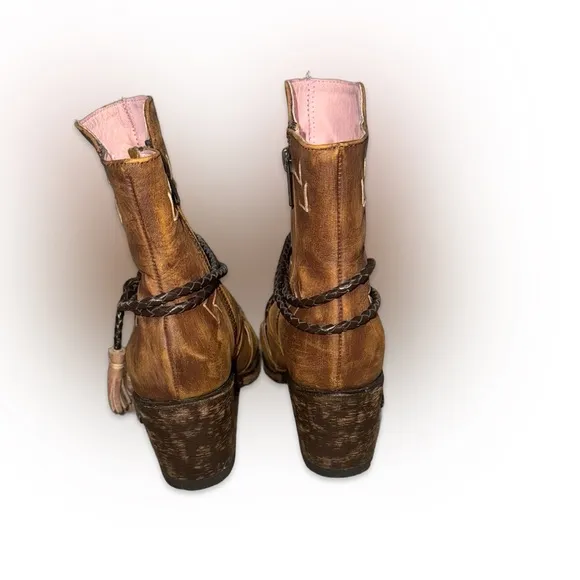 Miss Macie Boots