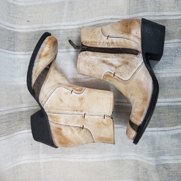 Miss Macie Desert Dancer Boots Booties Medium Toe Size 7