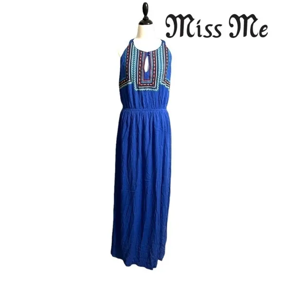 MISS ME MAXI DRESS (NWT) Embroidered Top Size Medium
