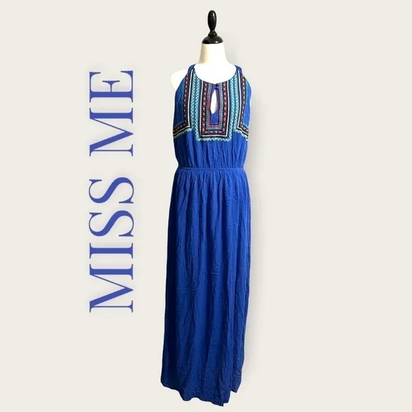 MISS ME MAXI DRESS (NWT) Embroidered Top Size Medium
