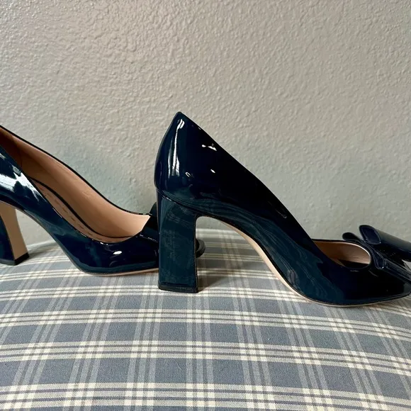 Miu Miu Peep Toe Pumps Bow Detail Block Heel Patent Leather Navy Blue 39