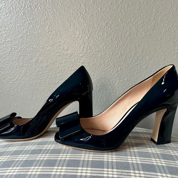 Miu Miu Peep Toe Pumps Bow Detail Block Heel Patent Leather Navy Blue 39