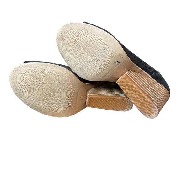 Miz Mooz Black Leather Knox Wedge Sandal | Size 38