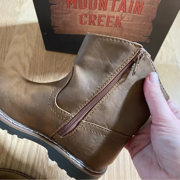 Mountain Creek Brown Faux Leather Boots Boys Sz 11 NIB Brand New Side Zip