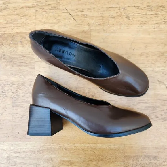 MOUSSY Brown Leather Heels