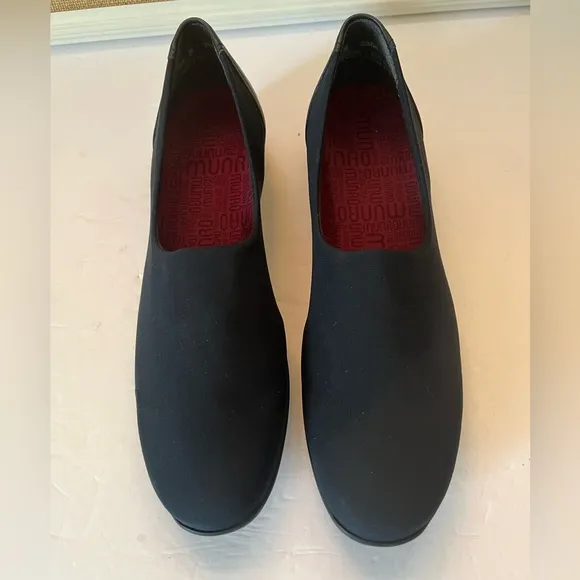 Munro Traveler Stretch Fabric Comfort Quality Flats Navy Size 8.5 M