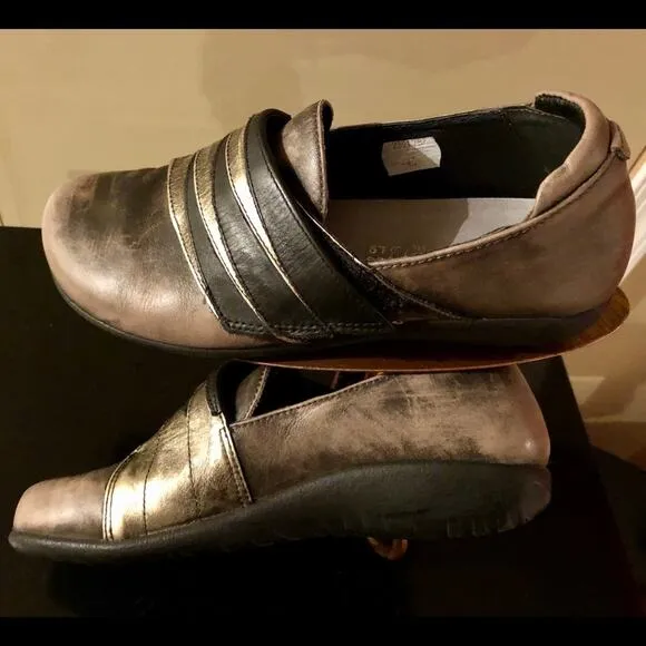 Naot black Matai Mary Jane flats distressed size 8 comfort shoe