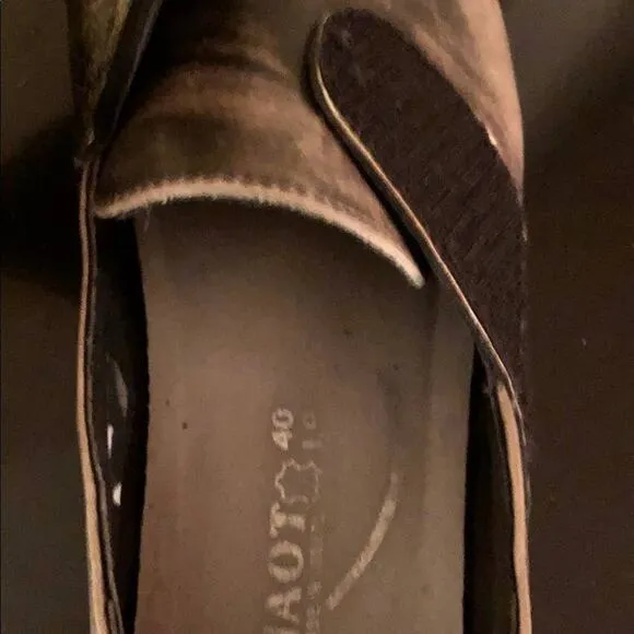 Naot black Matai Mary Jane flats distressed size 8 comfort shoe