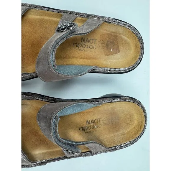Naot Melody Metallic‎ Sandals Women 38 US 7-7.5 Embellished Comfort Silver Flats