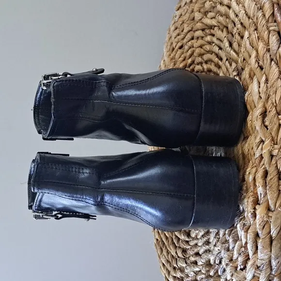 Napoleoni Womens Black Leather Ankle Boots Point Toe Side Zip 1.5&quot; Heel EU39/8.5