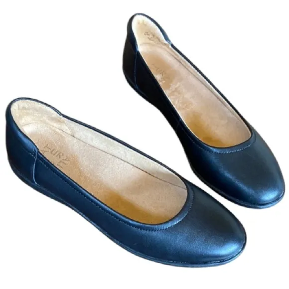Naturalizer Black leather Women's Ballet Flats size 8.5
