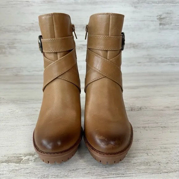 NATURALIZER LYRA Lug Sole Leather Platform Block Heel Boots 6 Tan Brown Buckle
