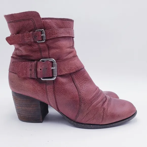 Naya Virtue Distressed Leather Ankle Boots Buckle Anthropologie Size 9.5