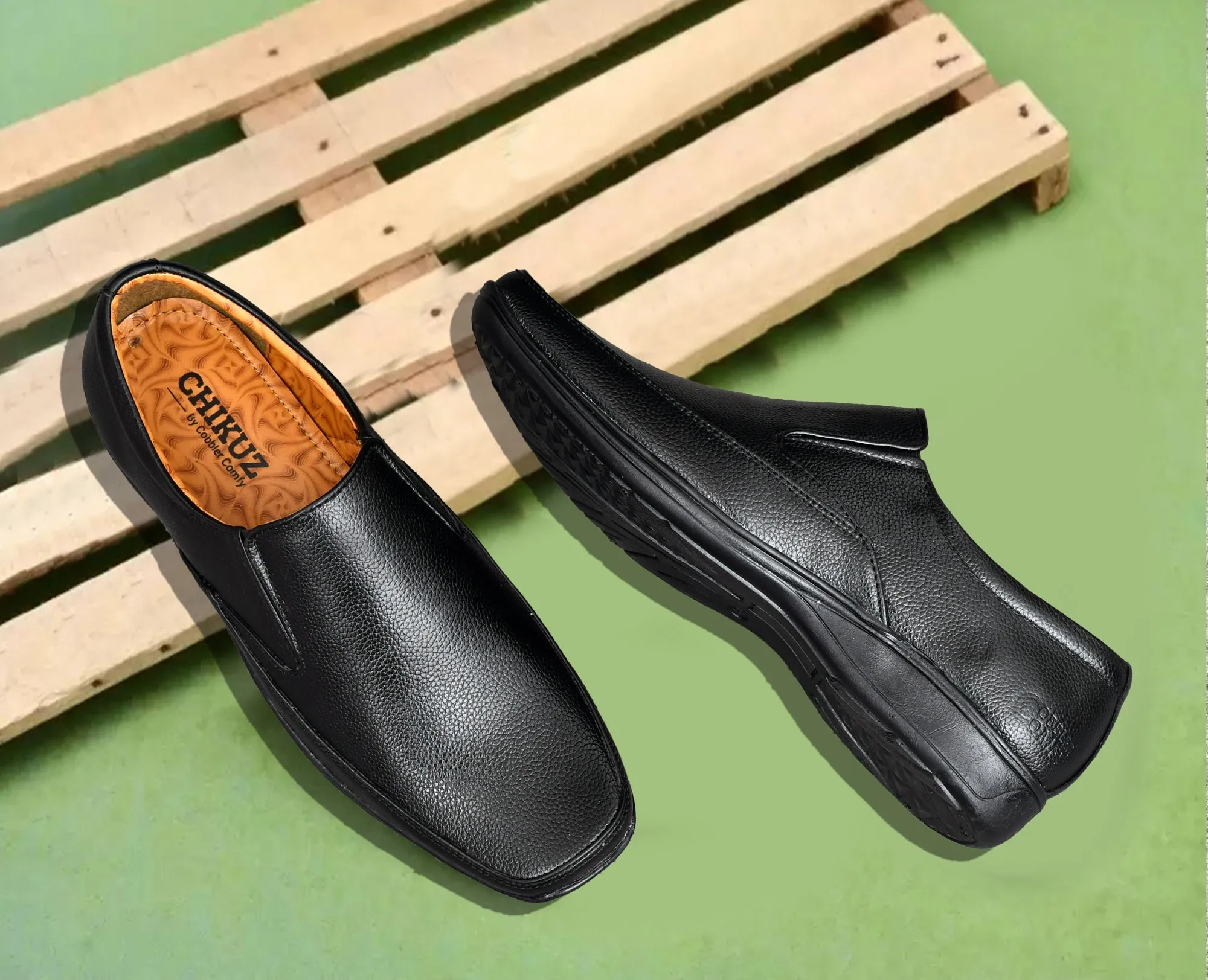 Neat Slit Clean Look Moccasins for Men  Black