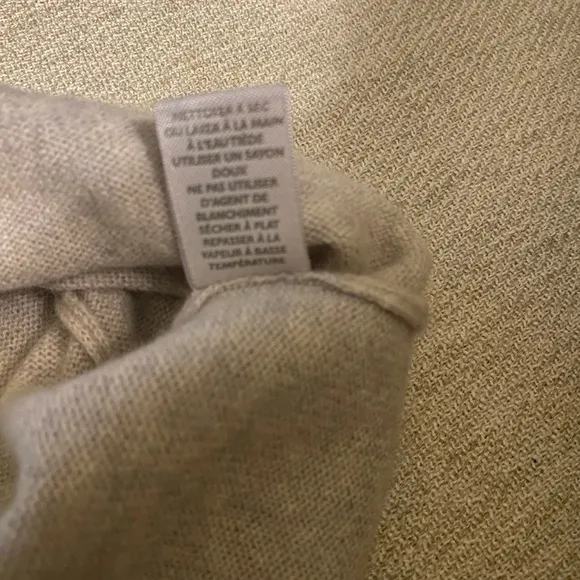 Neiman Marcus Christoper Fischer Boat Neck Gray Cashmere Sweater Bell Sleeve XS