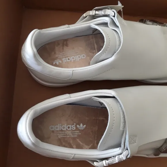 (New) Adidas Sneakers